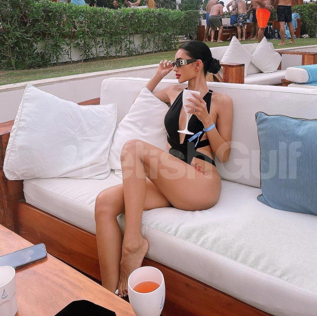Mina - jeddah escort