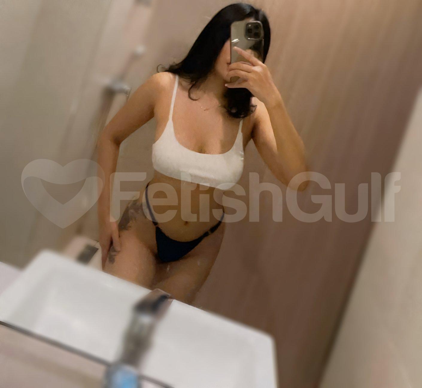 reina-indonesian-escort-in-riyadh-fetishgulf-16-jpg