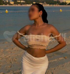 reina-indonesian-escort-in-riyadh-fetishgulf-4-jpg