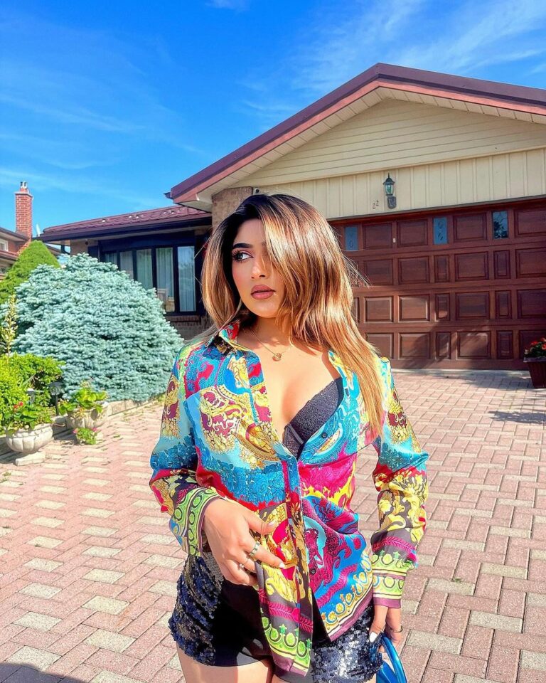 photo-by-zeeniya-ashar-on-february-05-2024-may-be-an-image-of-1-person-knit-shawl-crochet-cardigan-and-poncho-jpg